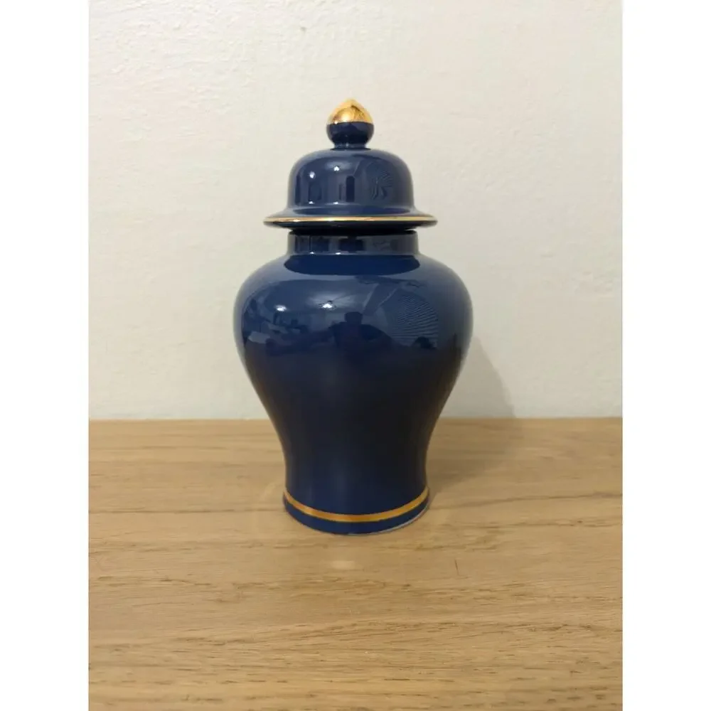 Vintage Japan Vase with Lid Floral Blue &‎ Gold Porcelain Fine China Decor